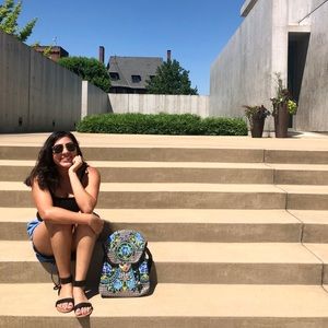 Meet your Posher, Marissa